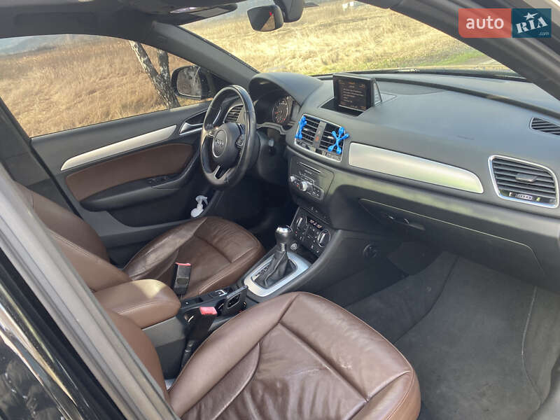 Позашляховик / Кросовер Audi Q3 2016 в Хусті