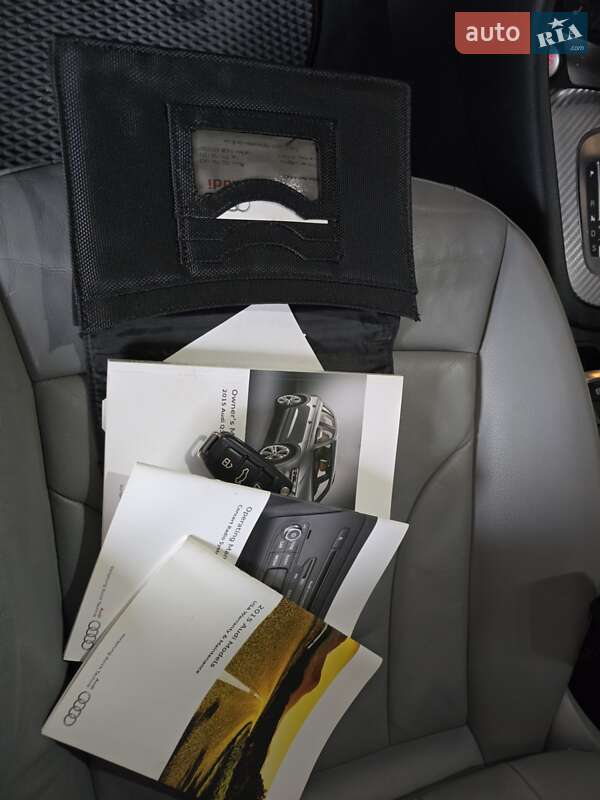 Позашляховик / Кросовер Audi Q3 2014 в Києві