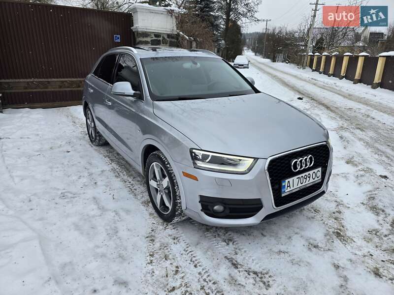 Позашляховик / Кросовер Audi Q3 2014 в Києві