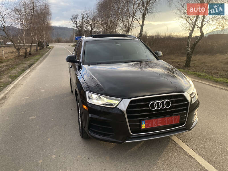 Позашляховик / Кросовер Audi Q3 2016 в Хусті