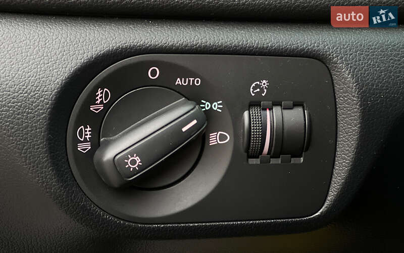 Внедорожник / Кроссовер Audi Q3 2012 в Львове фото 18 Внедорожник / Кроссовер Audi Q3 2012 в Львове