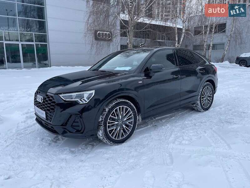 Внедорожник / Кроссовер Audi Q3 2025 в Киеве фото 22 Внедорожник / Кроссовер Audi Q3 2025 в Киеве