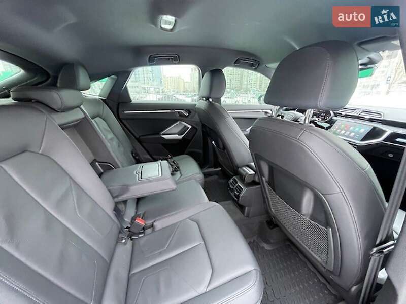 Внедорожник / Кроссовер Audi Q3 2025 в Киеве фото 64 Внедорожник / Кроссовер Audi Q3 2025 в Киеве