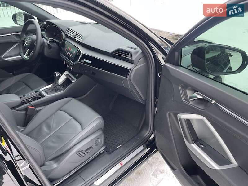 Внедорожник / Кроссовер Audi Q3 2025 в Киеве фото 67 Внедорожник / Кроссовер Audi Q3 2025 в Киеве