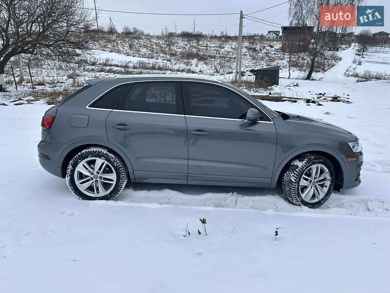 Позашляховик / Кросовер Audi Q3 2015 в Львові фото 18 Позашляховик / Кросовер Audi Q3 2015 в Львові