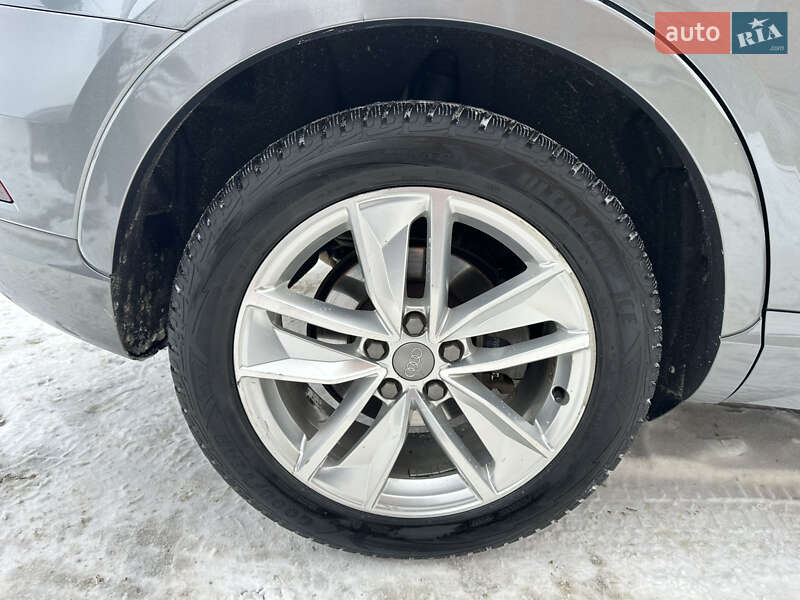 Позашляховик / Кросовер Audi Q3 2015 в Львові фото 33 Позашляховик / Кросовер Audi Q3 2015 в Львові