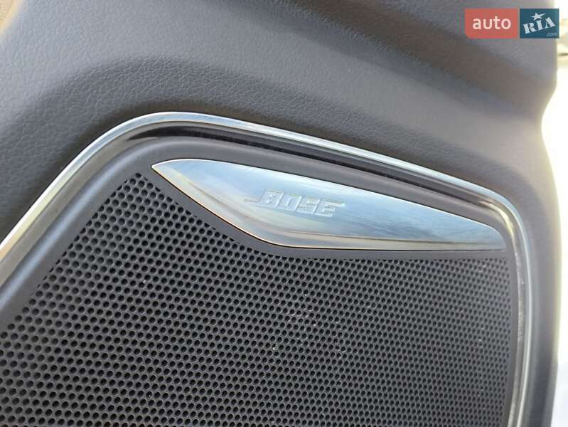 Позашляховик / Кросовер Audi Q3 2018 в Києві фото 16 Позашляховик / Кросовер Audi Q3 2018 в Києві