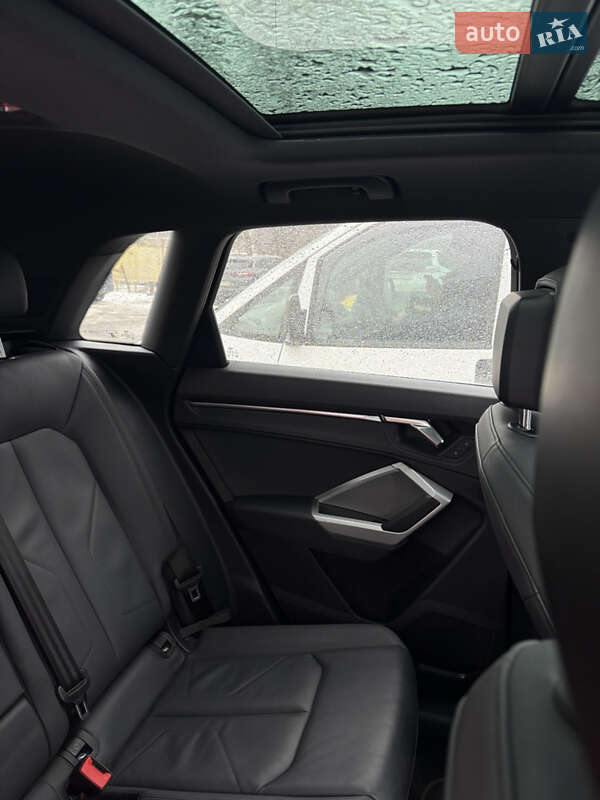 Внедорожник / Кроссовер Audi Q3 2021 в Виннице фото 33 Внедорожник / Кроссовер Audi Q3 2021 в Виннице