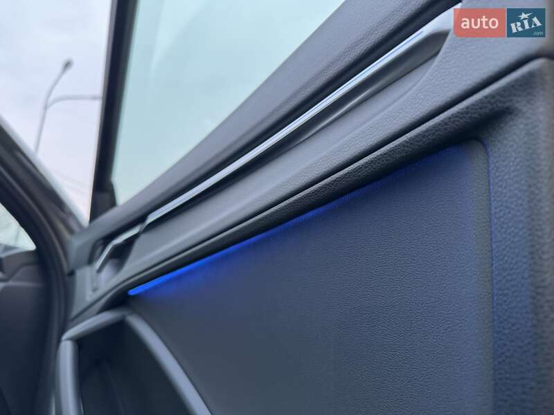 Позашляховик / Кросовер Audi Q3 2024 в Києві фото 34 Позашляховик / Кросовер Audi Q3 2024 в Києві