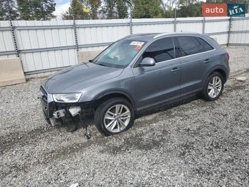 Внедорожник / Кроссовер Audi Q3 2016 в Львове