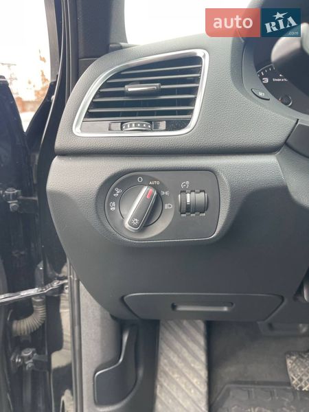 Позашляховик / Кросовер Audi Q3 2016 в Львові