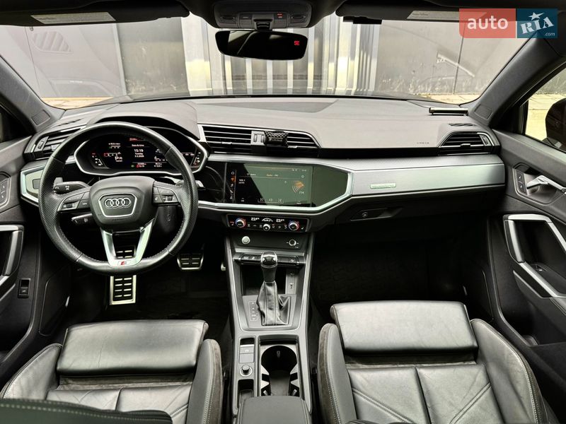 Позашляховик / Кросовер Audi Q3 2020 в Києві