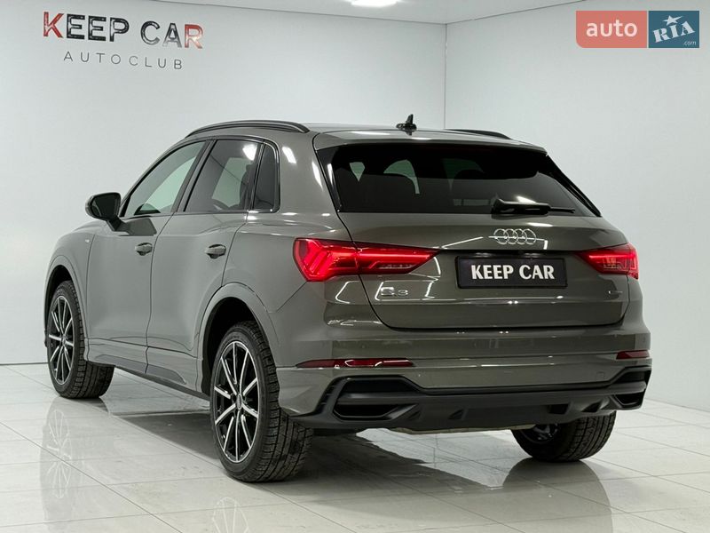 Позашляховик / Кросовер Audi Q3 2020 в Одесі