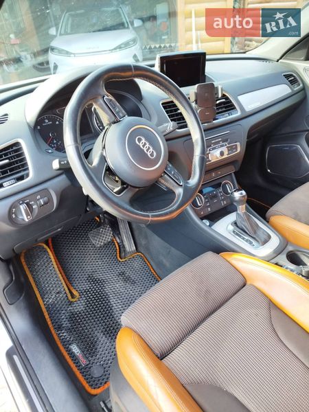 Внедорожник / Кроссовер Audi Q3 2015 в Хмельницком