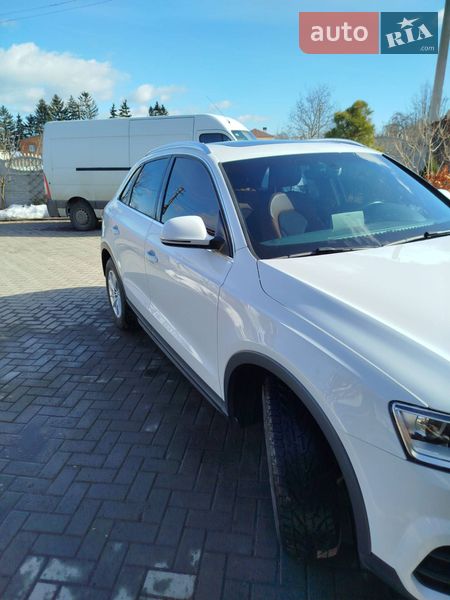 Внедорожник / Кроссовер Audi Q3 2015 в Хмельницком