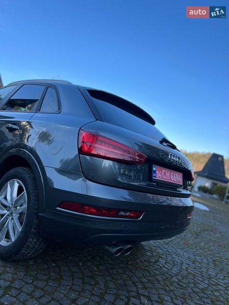 Позашляховик / Кросовер Audi Q3 2017 в Старому Самборі