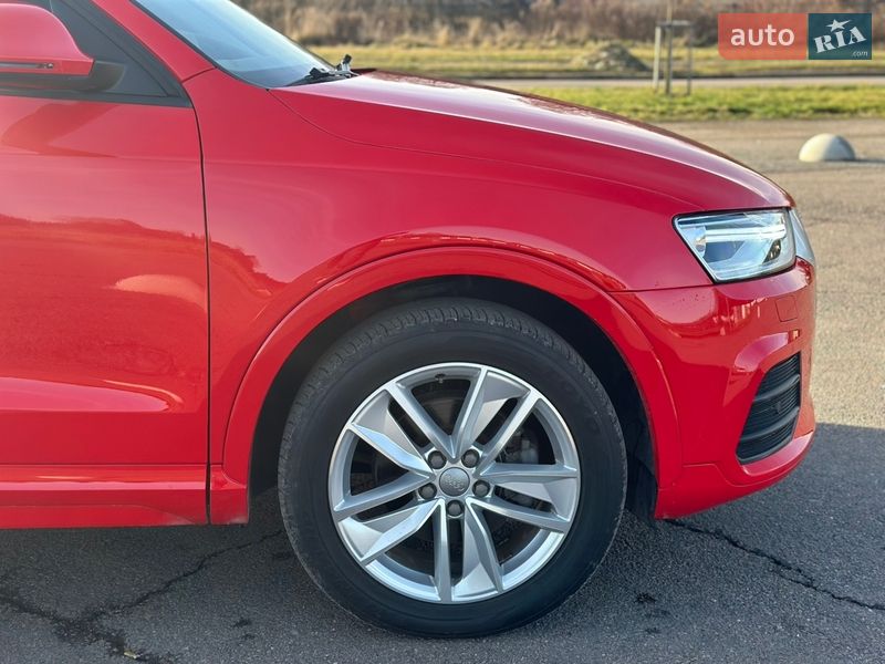 Позашляховик / Кросовер Audi Q3 2017 в Львові