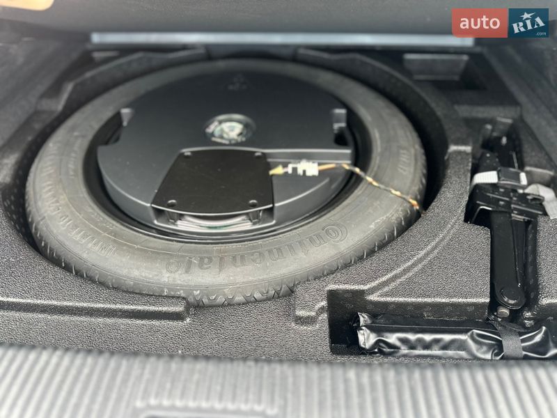 Внедорожник / Кроссовер Audi Q3 2016 в Львове