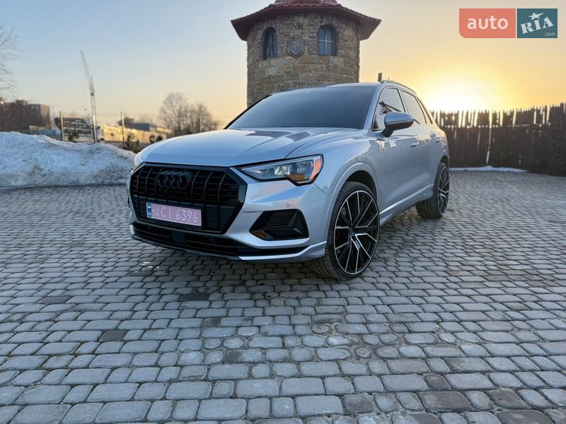 Позашляховик / Кросовер Audi Q3 2020 в Тернополі