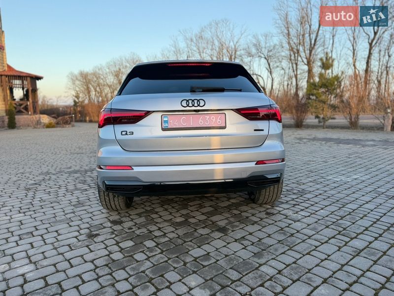 Позашляховик / Кросовер Audi Q3 2020 в Тернополі