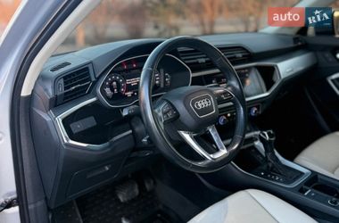 Позашляховик / Кросовер Audi Q3 2020 в Тернополі