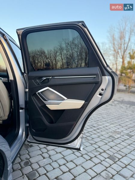 Позашляховик / Кросовер Audi Q3 2020 в Тернополі