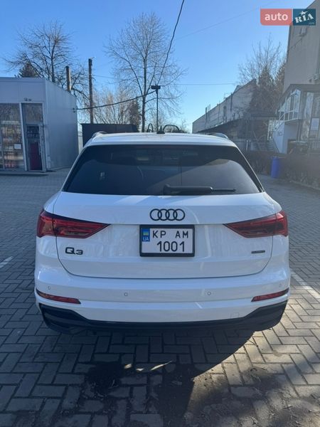 Позашляховик / Кросовер Audi Q3 2024 в Львові