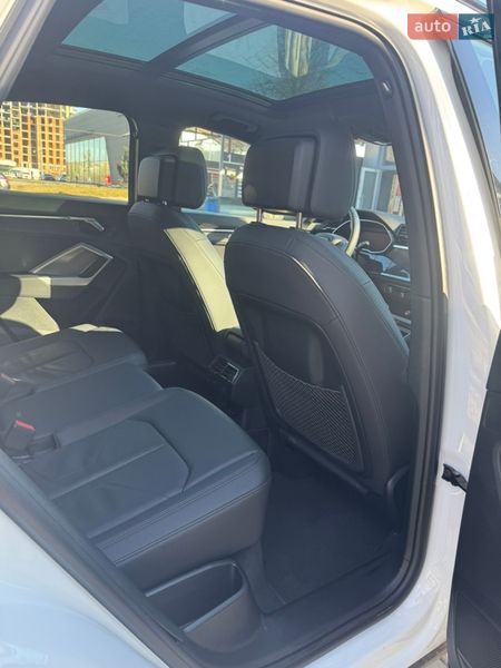 Позашляховик / Кросовер Audi Q3 2024 в Львові
