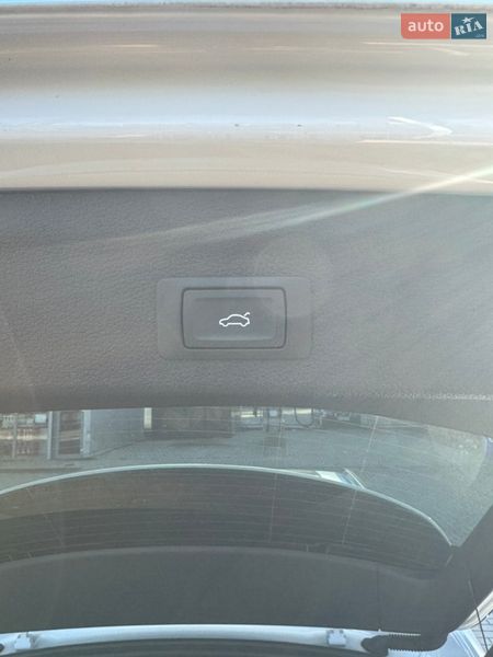 Позашляховик / Кросовер Audi Q3 2024 в Львові