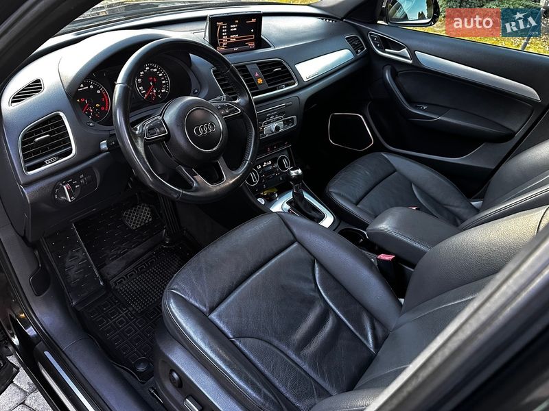 Внедорожник / Кроссовер Audi Q3 2017 в Хусте