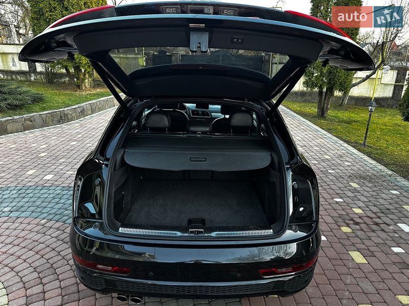 Внедорожник / Кроссовер Audi Q3 2017 в Хусте