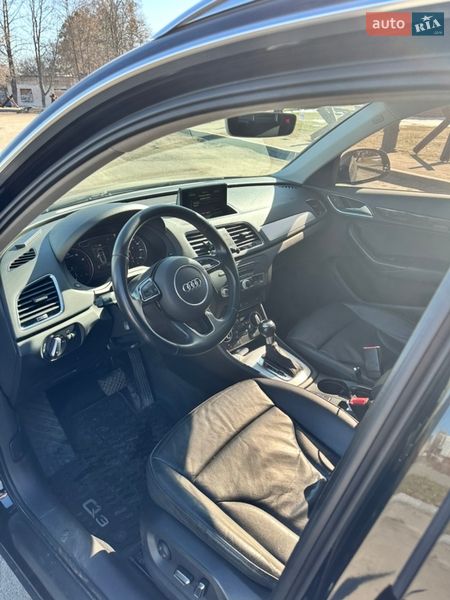 Позашляховик / Кросовер Audi Q3 2015 в Києві