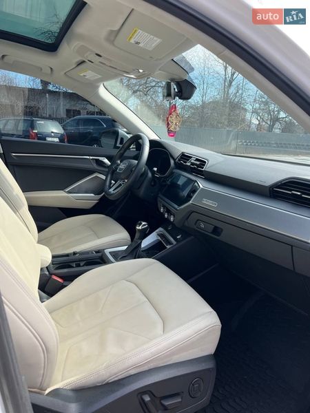 Внедорожник / Кроссовер Audi Q3 2020 в Ивано-Франковске
