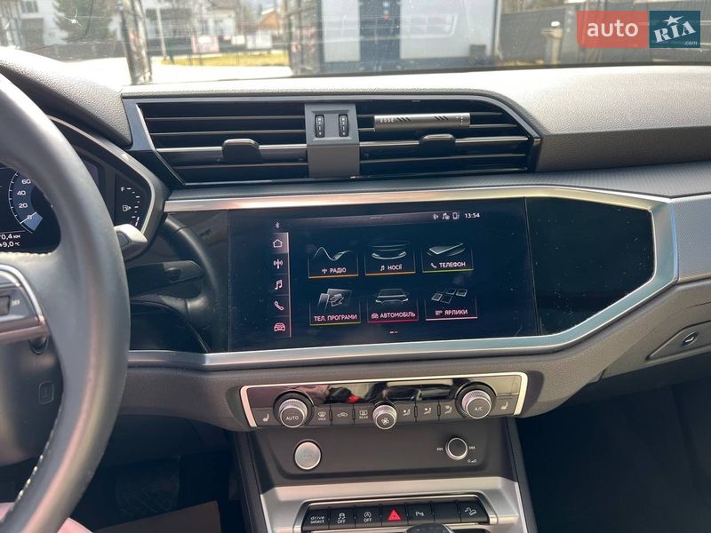 Внедорожник / Кроссовер Audi Q3 2020 в Ивано-Франковске