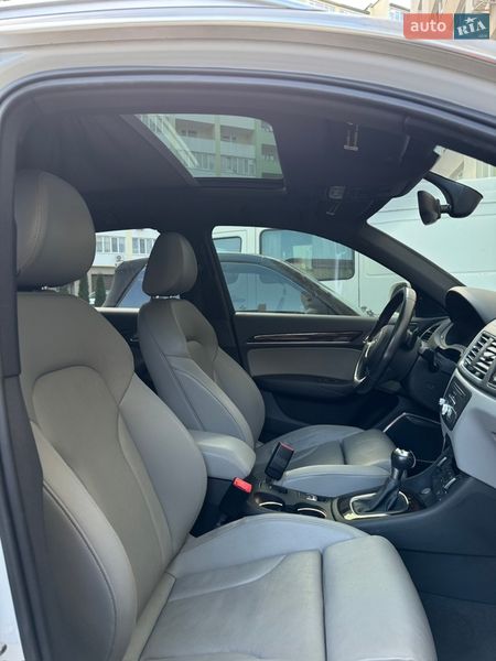 Позашляховик / Кросовер Audi Q3 2015 в Тернополі