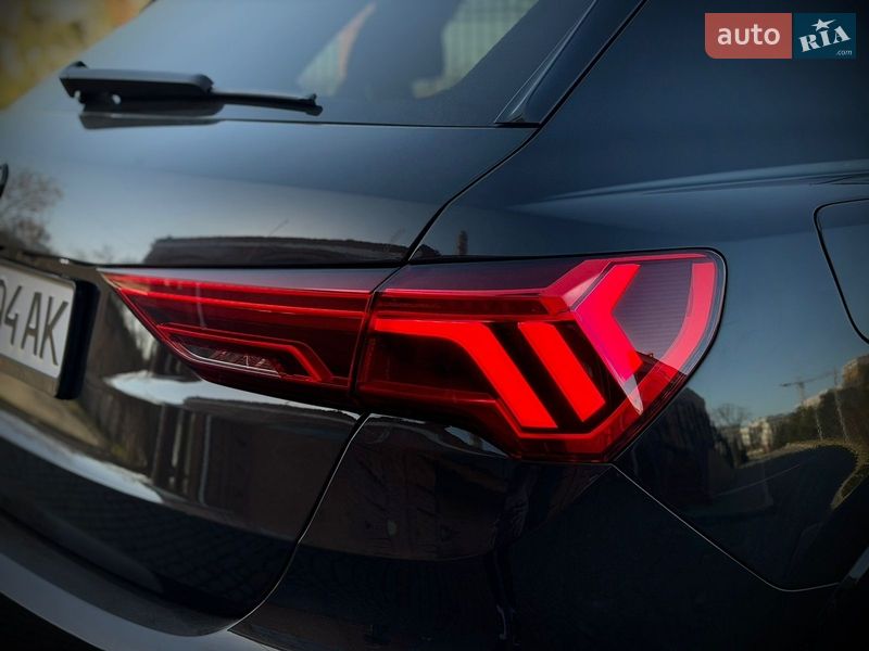 Внедорожник / Кроссовер Audi Q3 2023 в Одессе