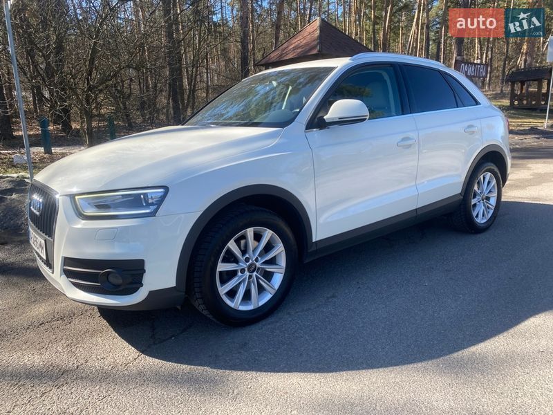 Внедорожник / Кроссовер Audi Q3 2012 в Киеве