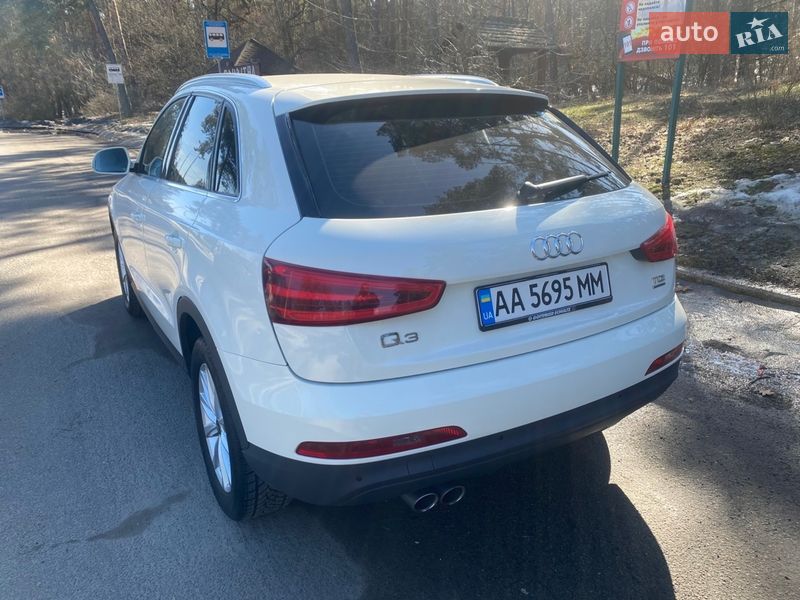 Внедорожник / Кроссовер Audi Q3 2012 в Киеве