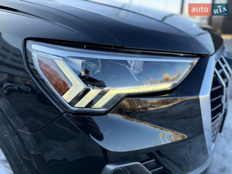 Позашляховик / Кросовер Audi Q3 2024 в Києві
