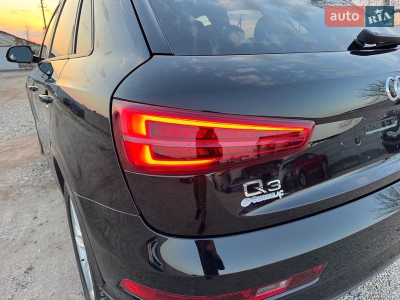 Внедорожник / Кроссовер Audi Q3 2016 в Радивилове