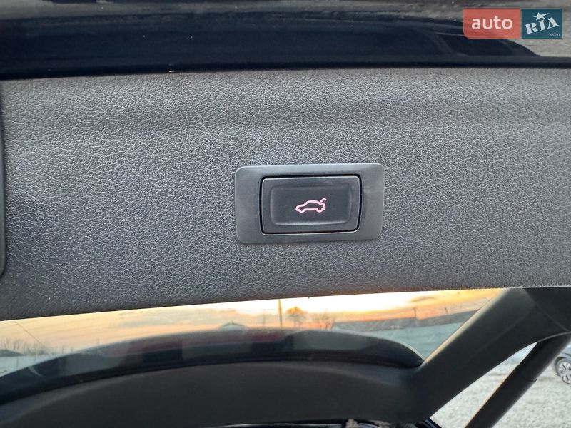 Внедорожник / Кроссовер Audi Q3 2016 в Радивилове