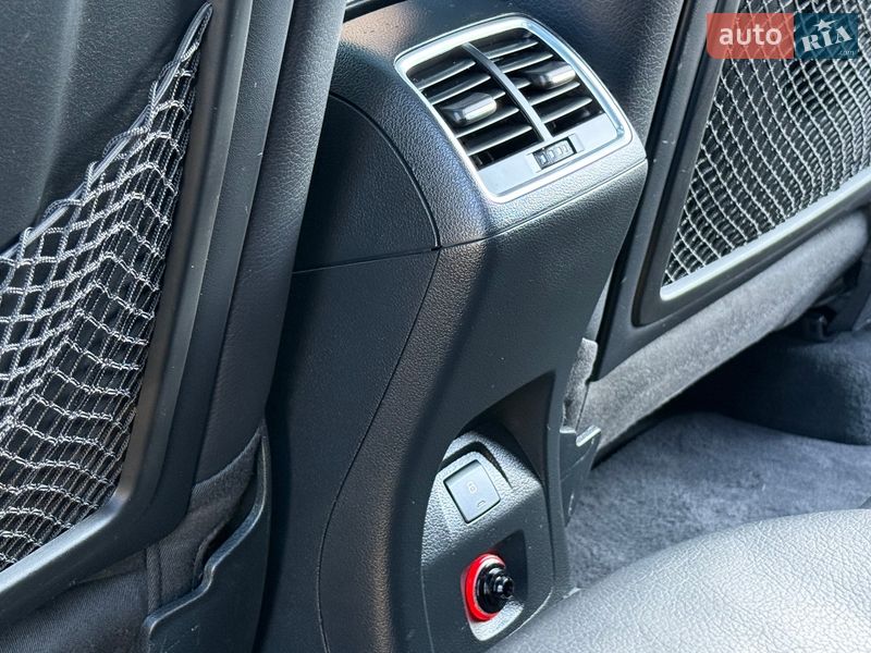 Внедорожник / Кроссовер Audi Q3 2015 в Дрогобыче