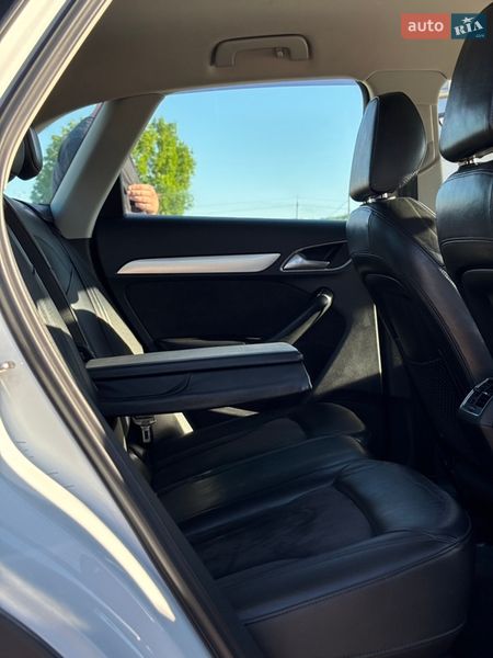 Позашляховик / Кросовер Audi Q3 2011 в Гусятині