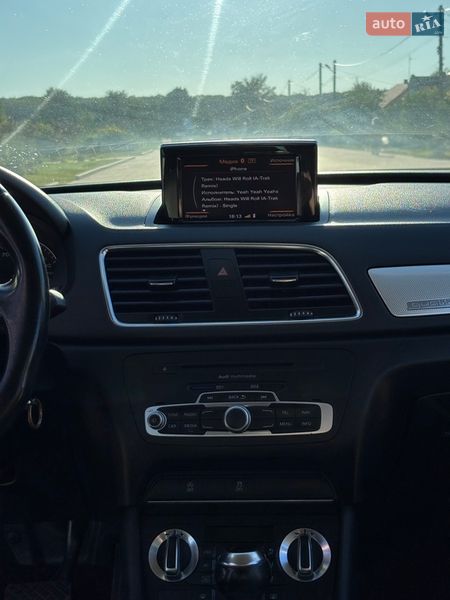Позашляховик / Кросовер Audi Q3 2011 в Гусятині