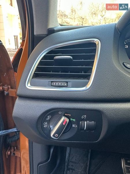 Позашляховик / Кросовер Audi Q3 2011 в Києві