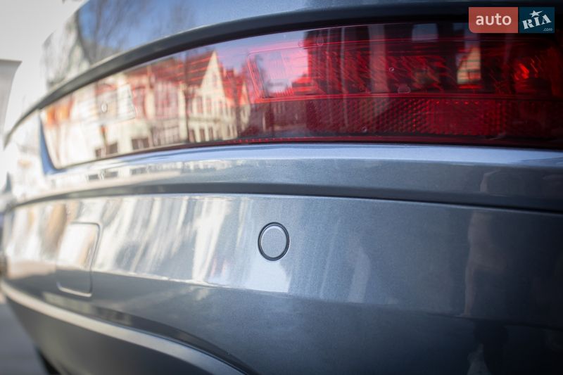 Позашляховик / Кросовер Audi Q3 2016 в Києві