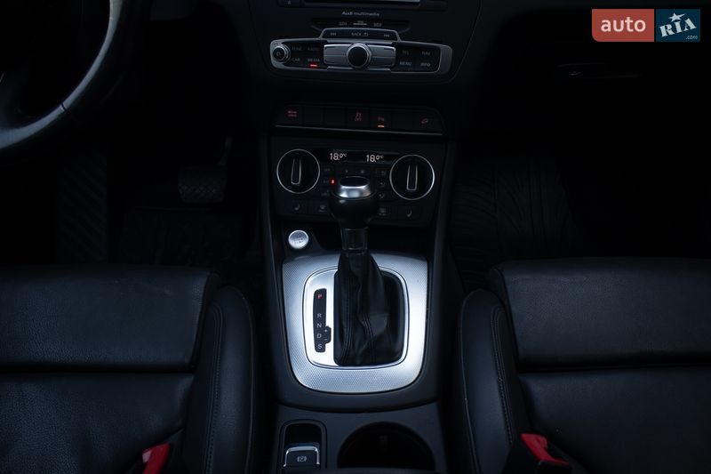 Позашляховик / Кросовер Audi Q3 2016 в Києві