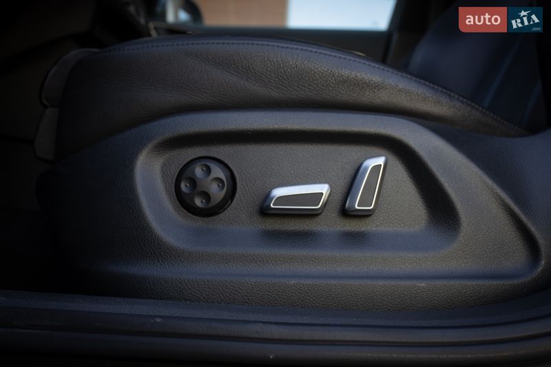 Позашляховик / Кросовер Audi Q3 2016 в Києві