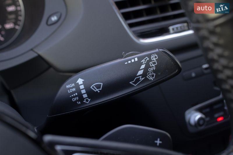 Позашляховик / Кросовер Audi Q3 2016 в Києві