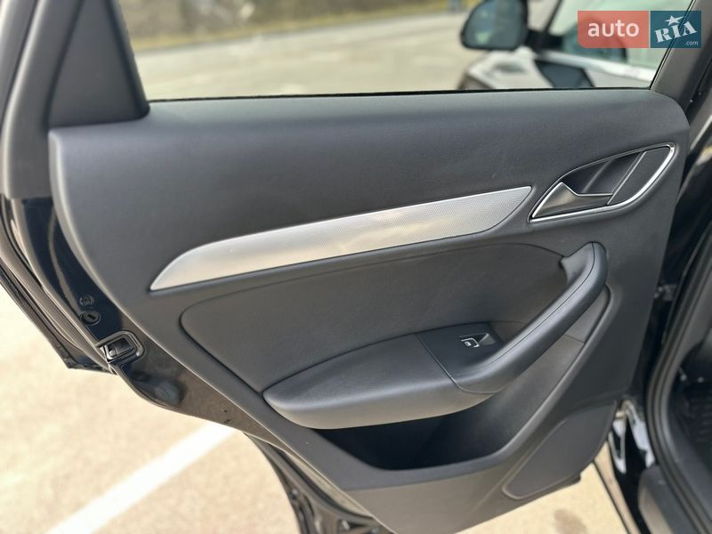 Позашляховик / Кросовер Audi Q3 2014 в Львові